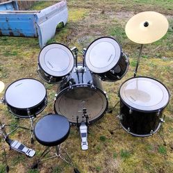 Drum Set Hardly Used, Bought For Son But Didn't Use Much
