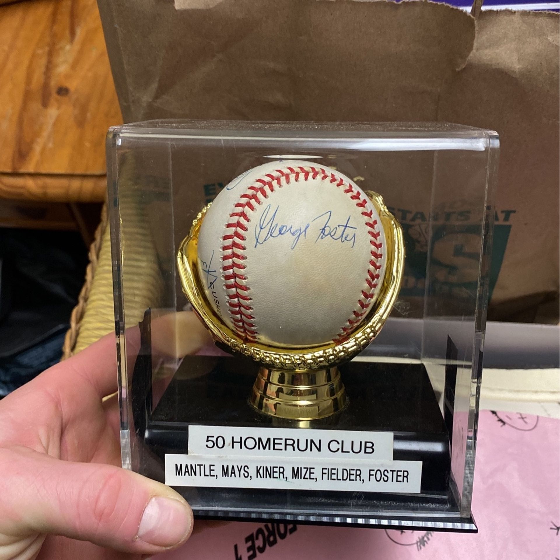 Signed baseball 50 home run club Mickey Mantle Willie Mays Kaieteur byes fielder Foster