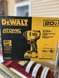 NEW DEWALT DCF-809D1 IN BOX