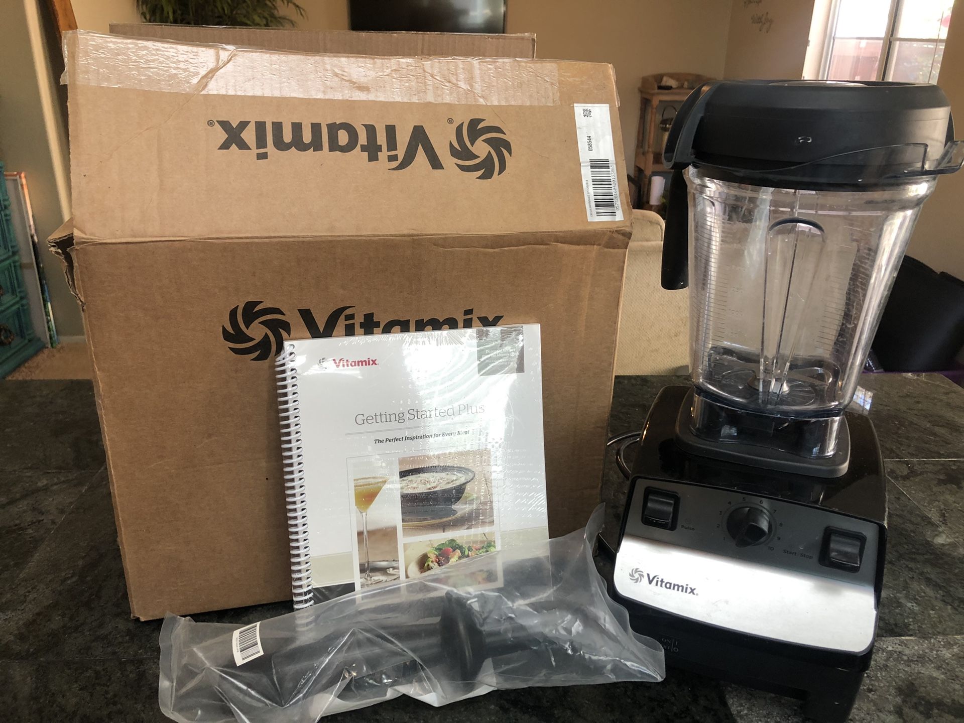 VITAMIX blender 5300 Professional series with box