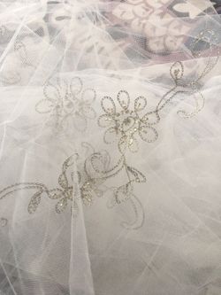 BRAND NEW WEDDING VEIL