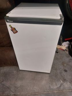 Mini fridge