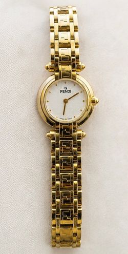 AUTHENTIC FENDI 2000 SERIES WATCH SWISS MADE • SAPPHIRE CRYSTAL GOLD TONE • LADIES