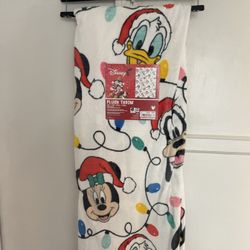 Disney- Mickey Mouse And Friends Christmas Blanket 