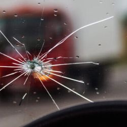 Windshields, Auto Glass, Parabrisas.