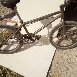 20 inch HARO shredder