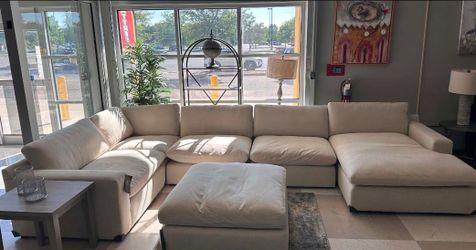 Plush 🧸 sectional/ 3/4/5 piece couch//Olivia 🎉 brand new/ modern/luxury 🌼