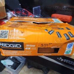 RIDGID
1-7/8 in. x 10 ft. LA2570 Locking Professional Vacuum Hose Shop Vacuum Attachment Kit for RIDGID Wet Dry Vacs