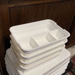 Latchmate Small White Plastic  Portable Divided Organizer Storage Caddy With Low Profile Handle
