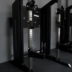 Vesta New Pioneer Series| Functional trainer | stainless steel | Aluminum wheels | Adjustable Pull Up Bar| 200lbs weight stack| gym| Free Delivery 