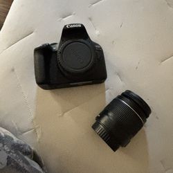 Canon Rebel T7 