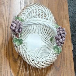   Capodimonte Handled Basket Weave Decorative Porcelain Grapes 15". Located In Of Orange 🍊. 