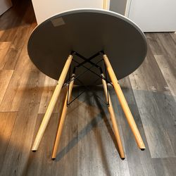 Table Of 4 Brand New!!!