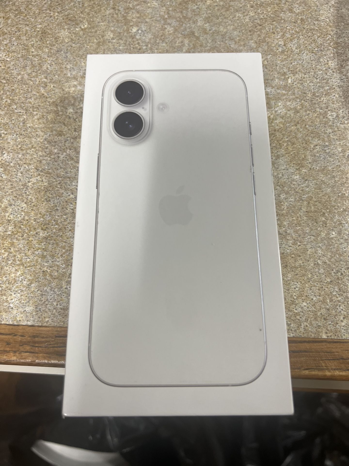 iPhone 16 Brand New Unlocked Serious Inquiries Only $700