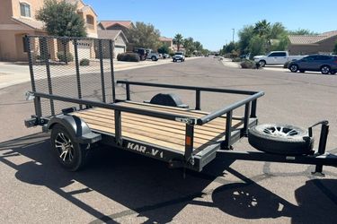 Karavan utility trailer