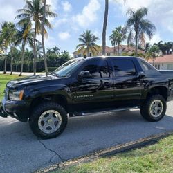 2009 Chevrolet Avalanche Chevy Pickup Truck
