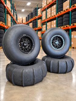 New 33" 4 Lug Canam X3 Tensor Sand Paddles with Metalfx Beadlock Wheels