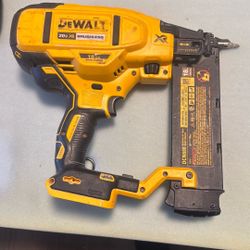 Dewalt 20v Nail Gun