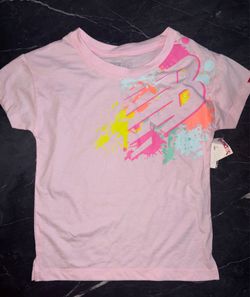 Girls New Balance T-shirt size 7/8