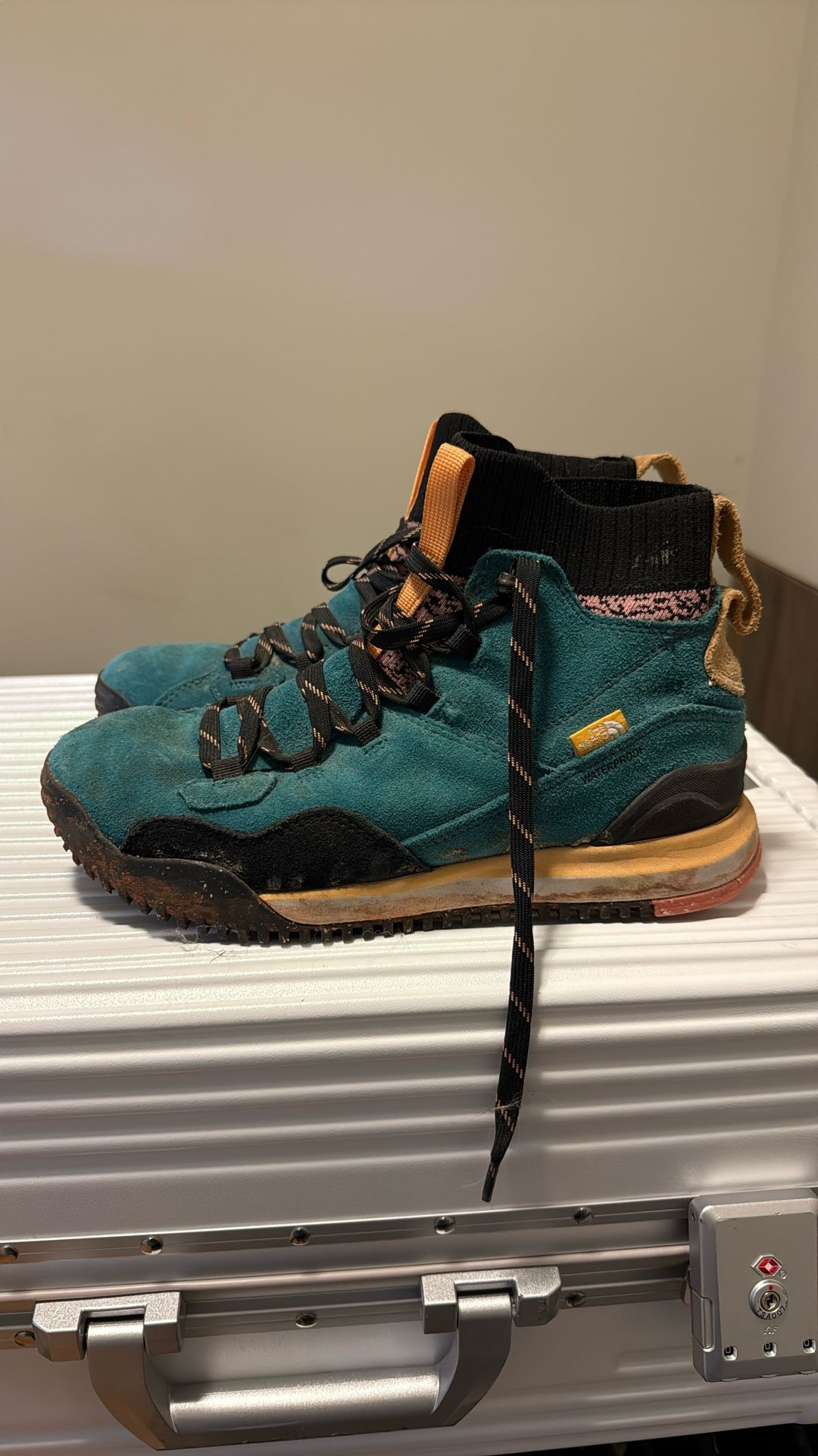 North Face Women’s Sz. 8.5 Hiking Boots