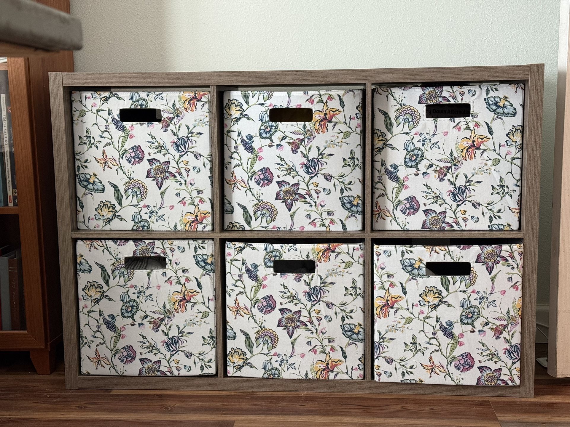 Storage Shelf Unit With Cubes