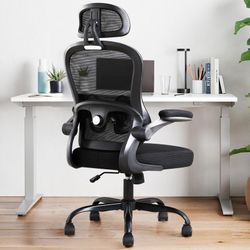 Tukaka Adjustable Office Chair