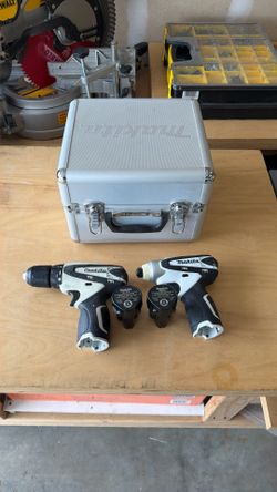 Makita 12v 3/8” Drill & Driver Combo