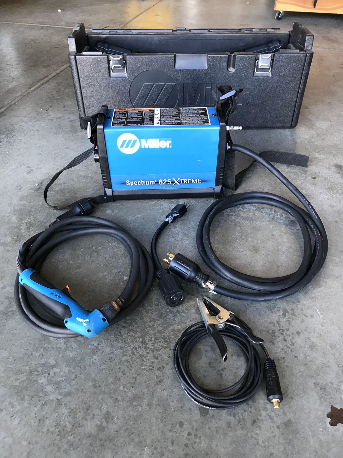 Miller Spectrum 625 Xtreme for Sale in Corona, CA OfferUp