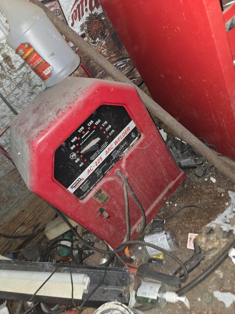 Ac Mark 225 Welder With 2 Tanks And Hoses .