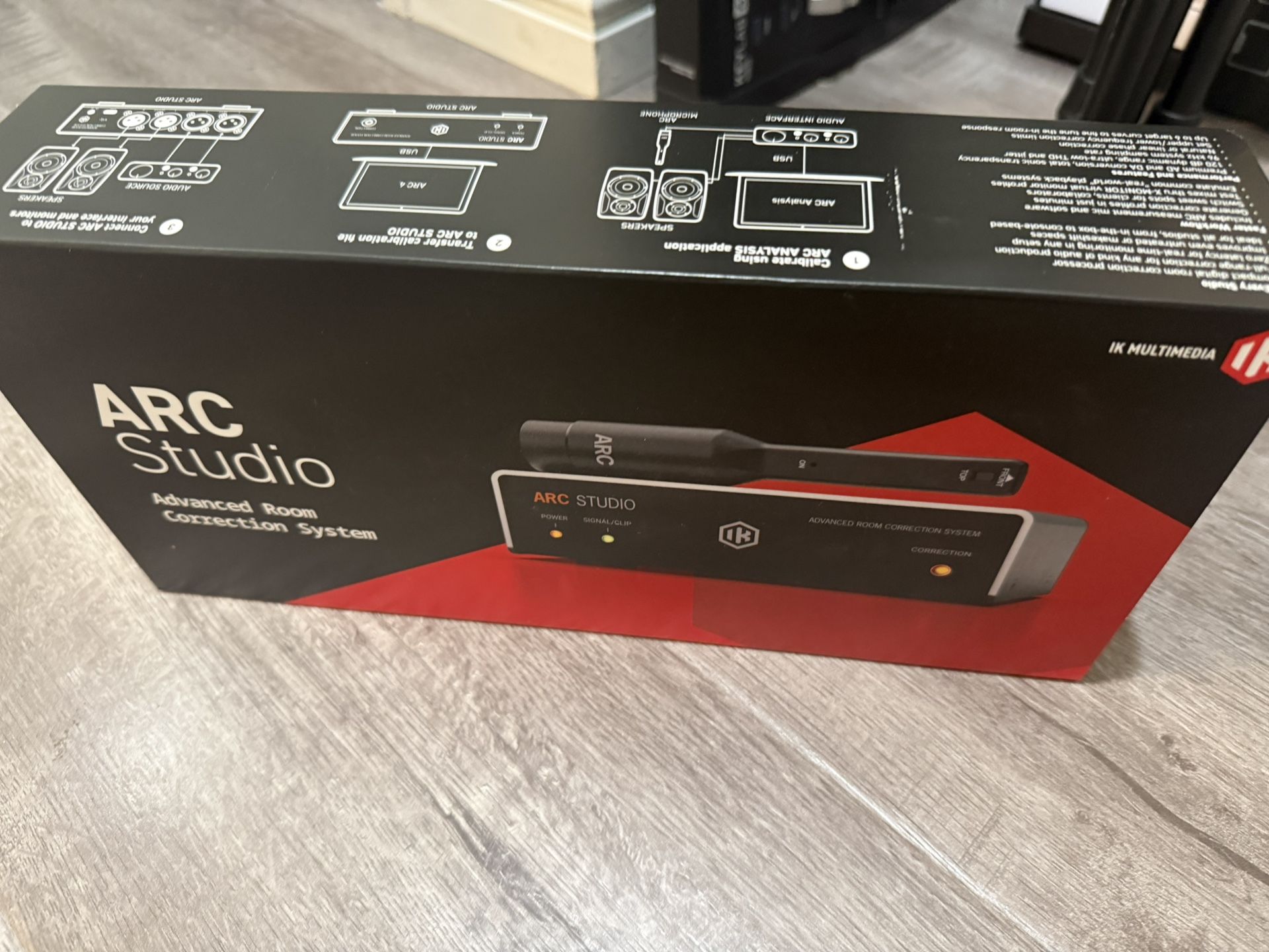 IK Multimedia ARC Studio Room Correction + Mic