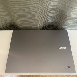 8th Gen Acer Chromebook with 8GB Ram, Bluetooth, and 14 inch screen