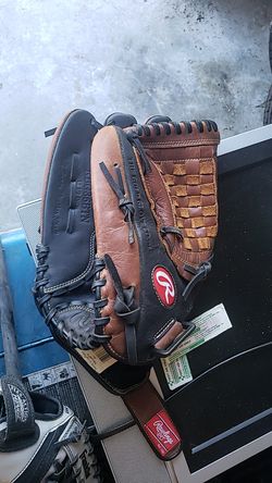 Rawlings Baseball glove Right handed