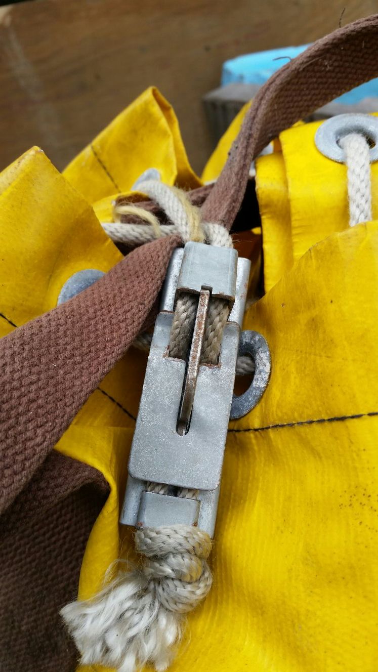 vinyl large carry bags