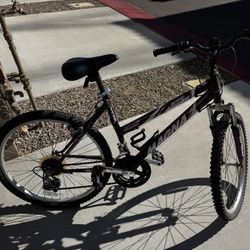 Purple Magna 18 Speed Bicycle With Kickstand 