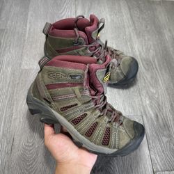 Keen Womens Shoes Voyageur Mid Size 5.5 Athletic Hiking Chukka