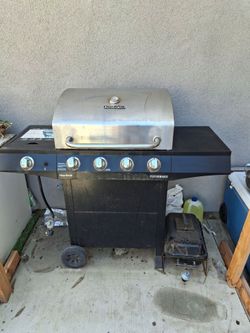 Charbroil Performance BBQ Grill