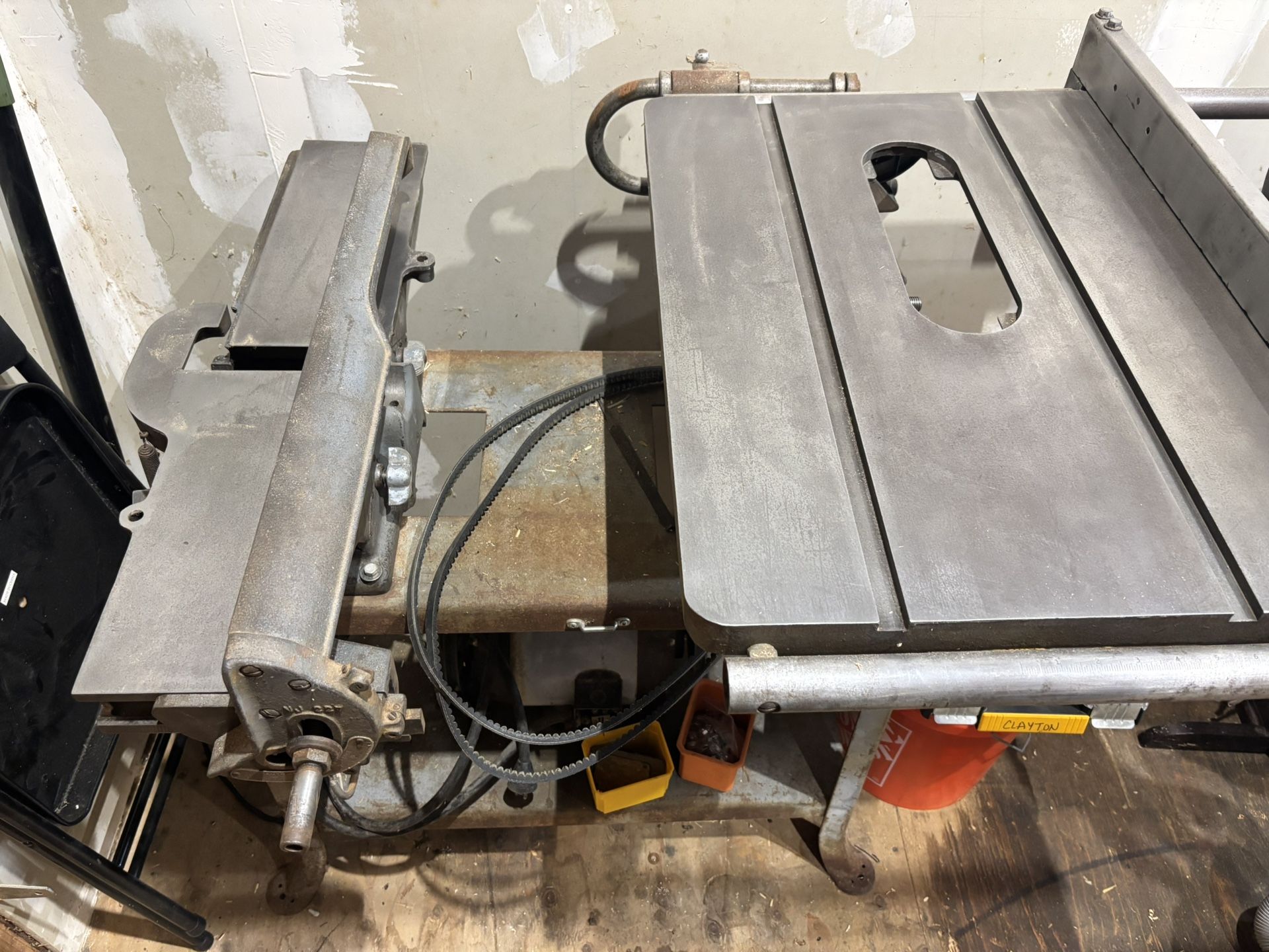 Delta Tablesaw And Jointer Machine