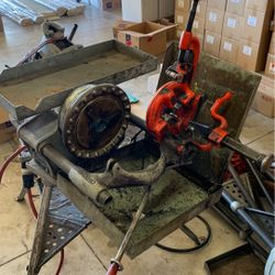 Price drop! Ridgid 300 pipe machine