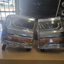 Headlights Chevy 1500 Silverado 2016~18/19