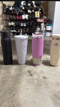 Stanley and Starbucks cups