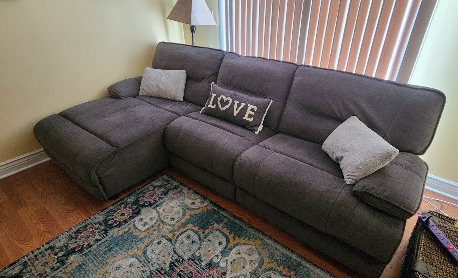 Super Comfy 3-Piece Reclining Sectional Sofa Chaise