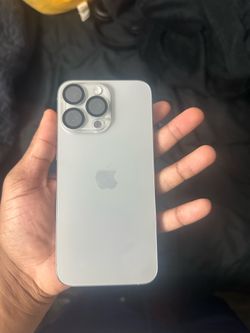 iPhone 15