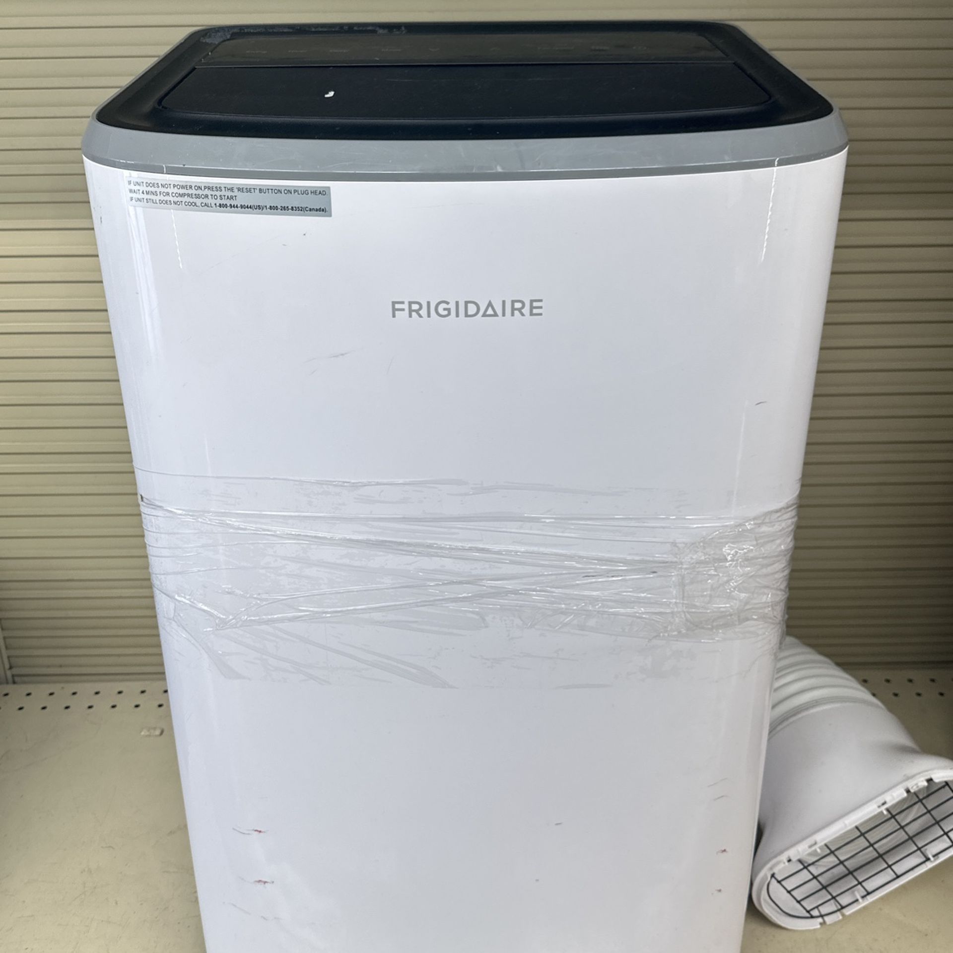 FHPC102AB1 Frigidaire 10,000 BTU Portable Room Air Conditioner with Dehumidifier Mode