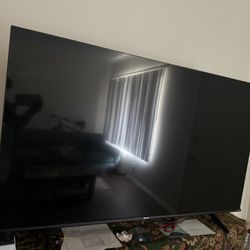 51 inch Hisense (Roku)
