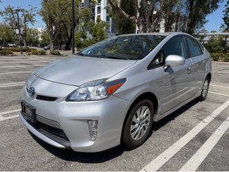 2015 Toyota Prius Plug-in Hybrid Only 43,000 Original Miles