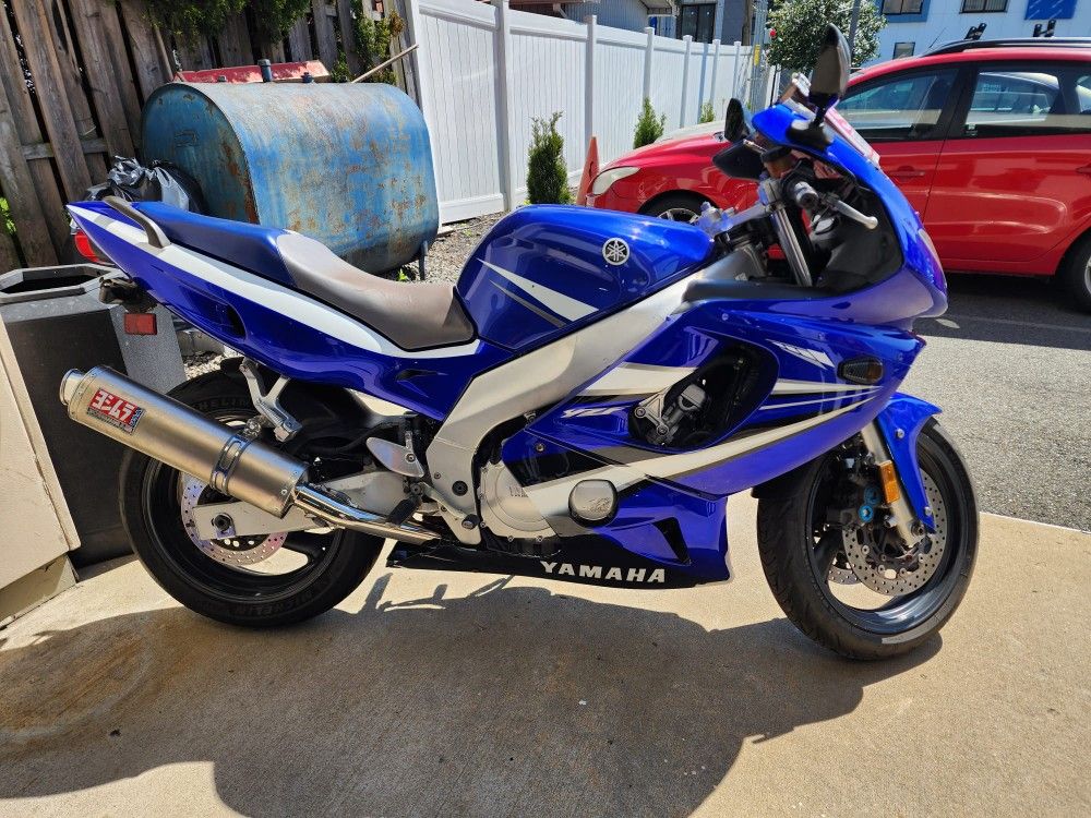 2022 YAMAHA YZF 600cc. $2500