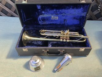 Bach Trumpet With Case And Mutes