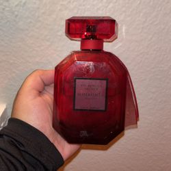 Bombshell, Intense Perfume