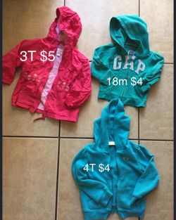 Girls sweaters sizes 3T 4T and 18-24m