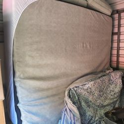 Dreamcloud King Size Mattress 